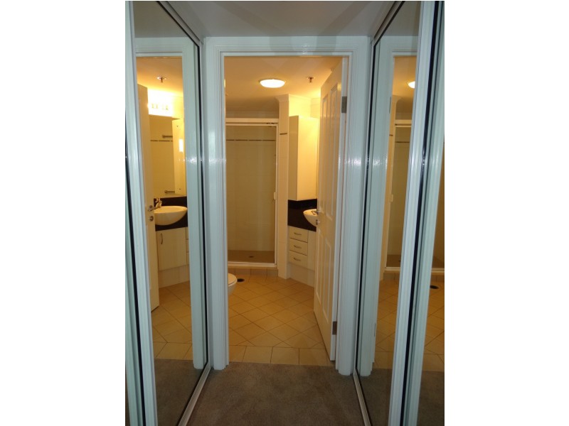 222F/35  Howard Street, Brisbane QLD 4000