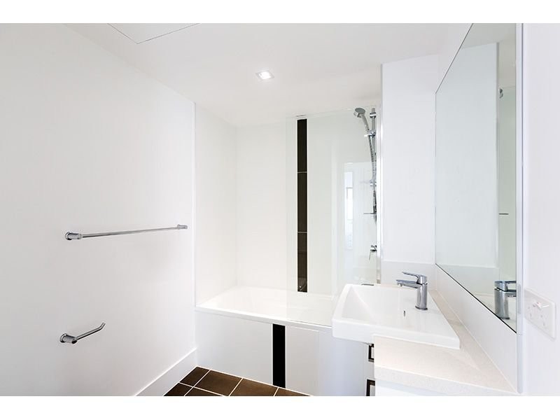 504/159 Logan Road, Woolloongabba QLD 4102