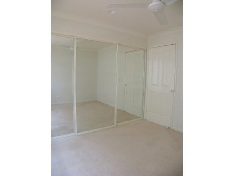 2-8 North Shore Ave, Varsity Lakes QLD 4227