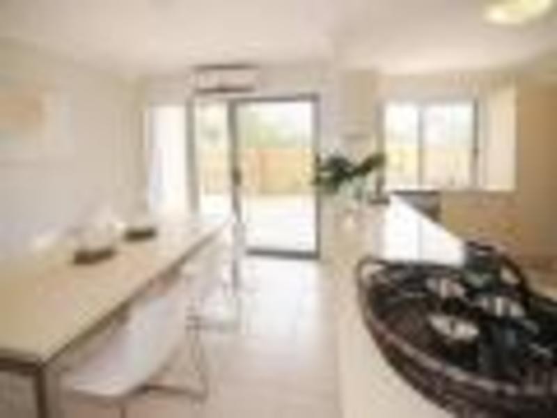 116-136 Station Rd, Loganlea QLD 4131