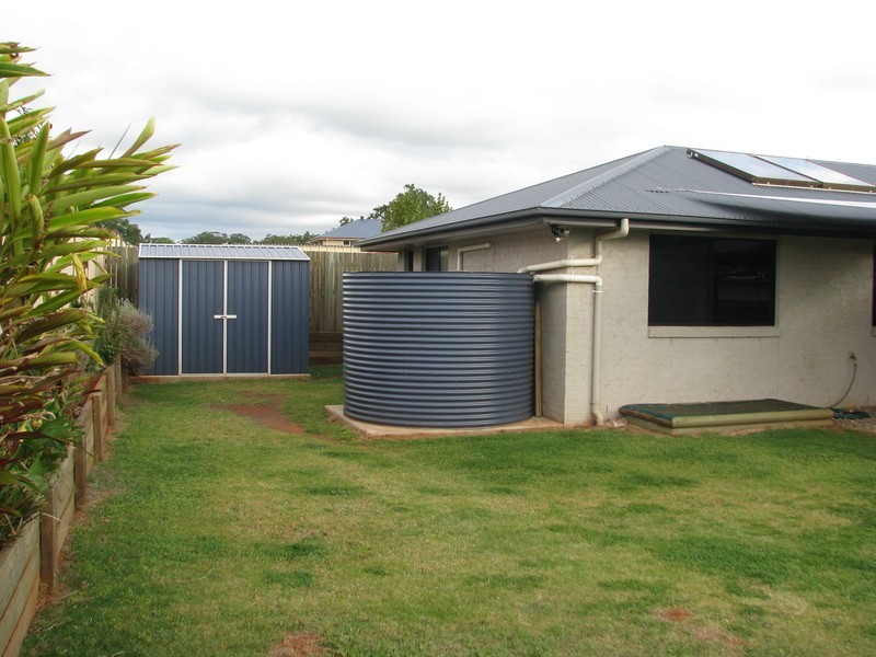 43 Nioka  Drive, Highfields QLD 4352