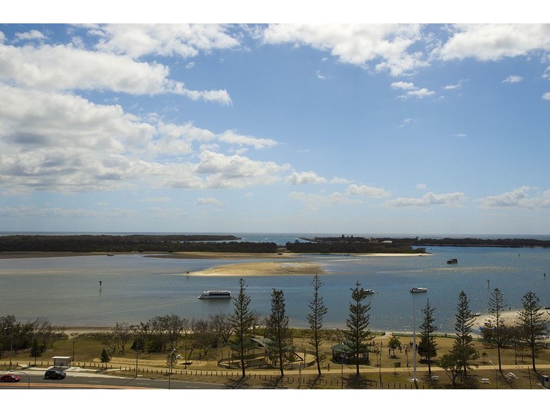 17 Bath Street, Labrador QLD 4215