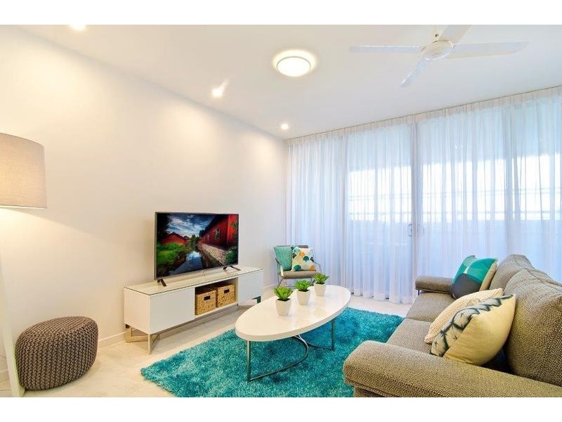 17 Bath Street, Labrador QLD 4215