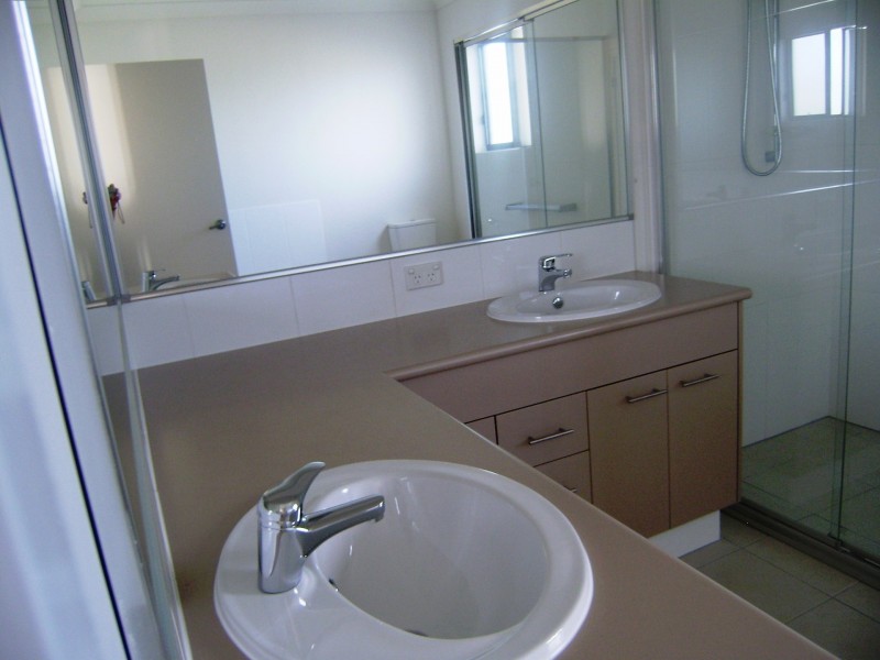 F01 2 Acacia Court, Robina QLD 4226