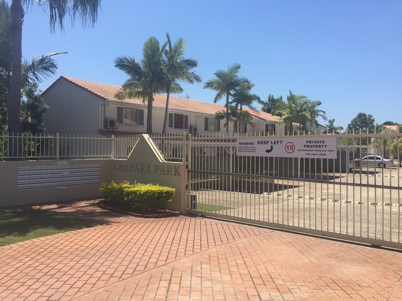 67/125-129 Pappas Way, Carrara QLD 4211