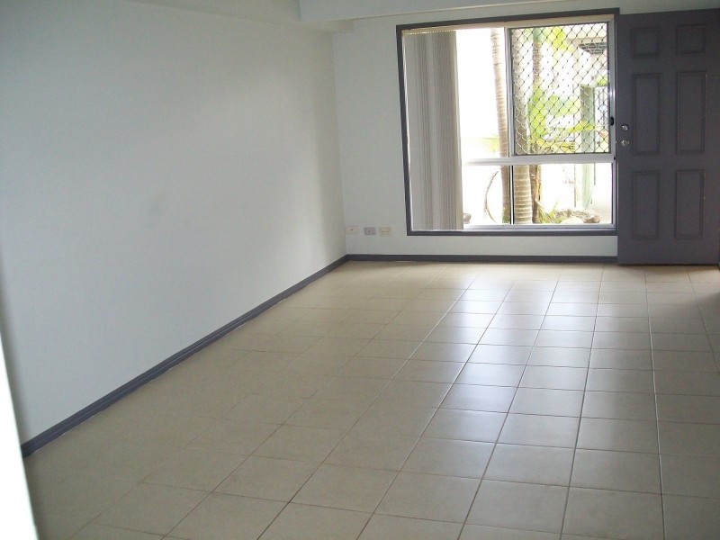 67/125-129 Pappas Way, Carrara QLD 4211