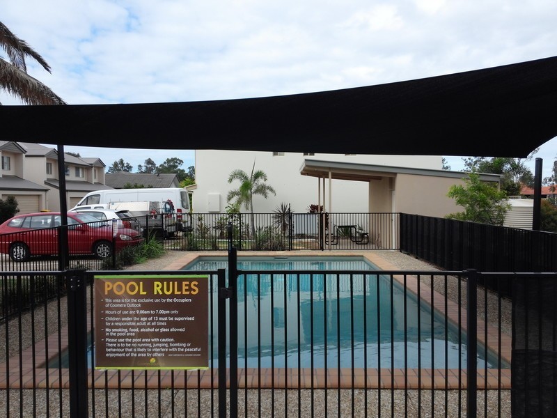 38/2  Weir Drive, Upper Coomera QLD 4209