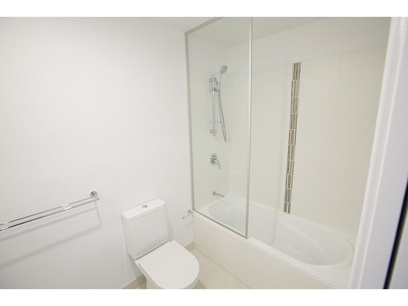 17 Bath Street, Labrador QLD 4215