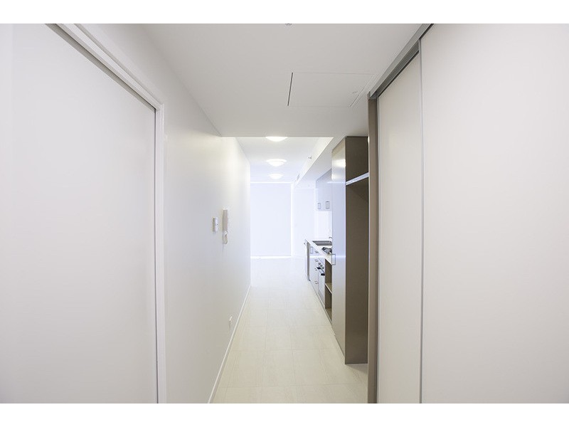 17 Bath Street, Labrador QLD 4215