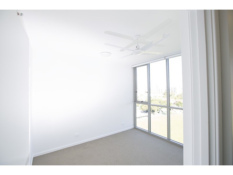 17 Bath Street, Labrador QLD 4215