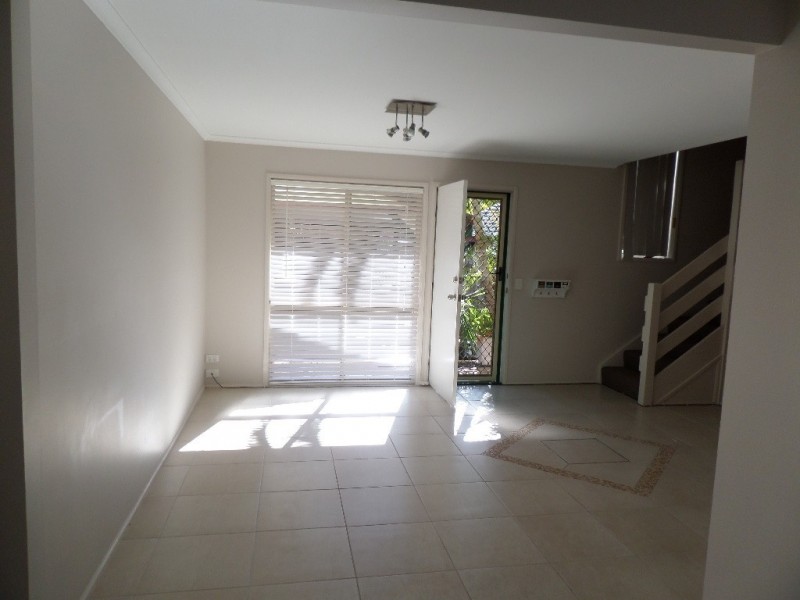 23/13 Bailey Street, Collingwood Park QLD 4301