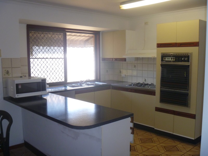 17 Nodosa, Robertson QLD 4109