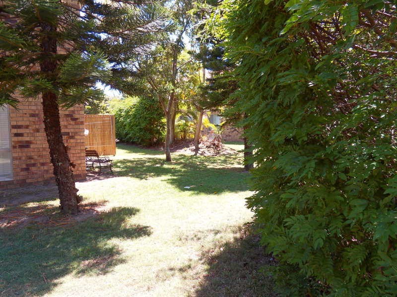 townhouse @ 11 waterford court, Bundall QLD 4217