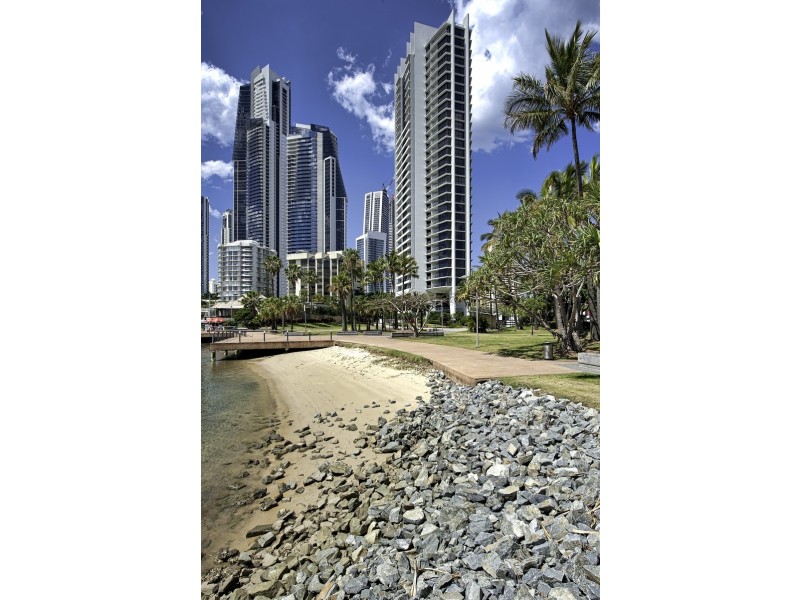 UNIT 2604/4 WAHROONGA   PLACE, Surfers Paradise QLD 4217