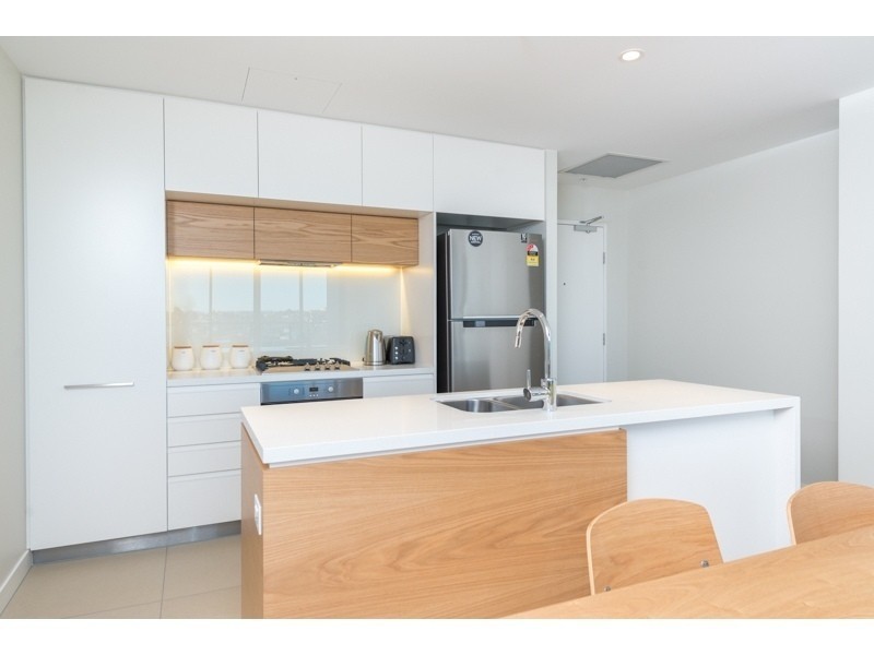 21111/37D Harbour Road, Hamilton QLD 4007