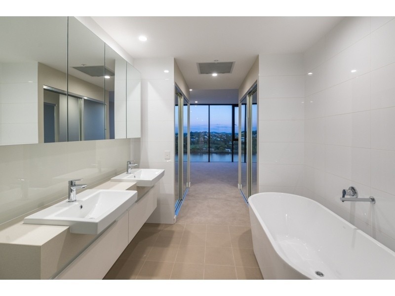 2506/37D  Harbour Road, Hamilton QLD 4007