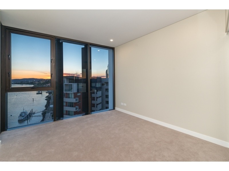 2506/37D  Harbour Road, Hamilton QLD 4007