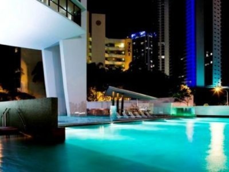 301/4 WAHROONGA PLACE, Surfers Paradise QLD 4217