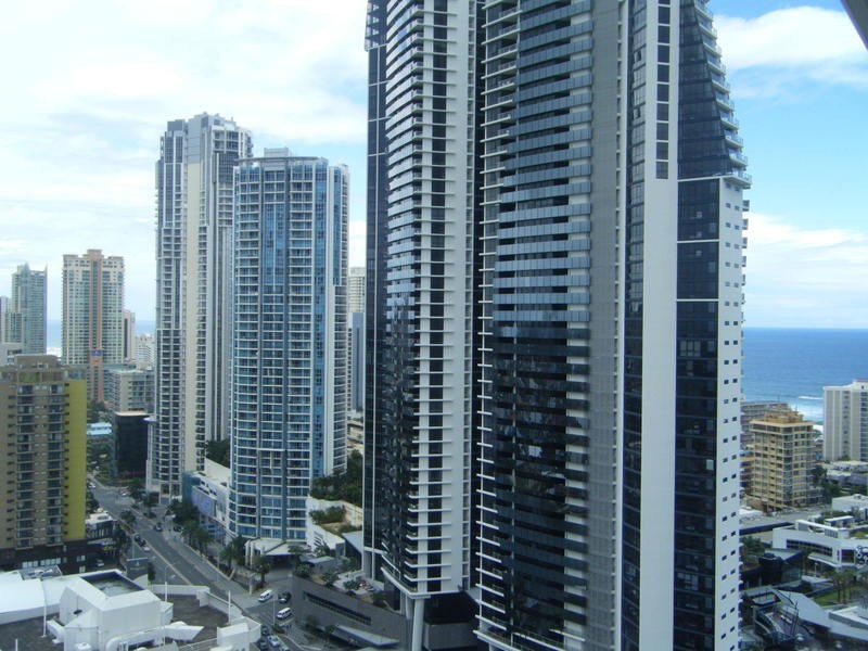 301/4 WAHROONGA PLACE, Surfers Paradise QLD 4217