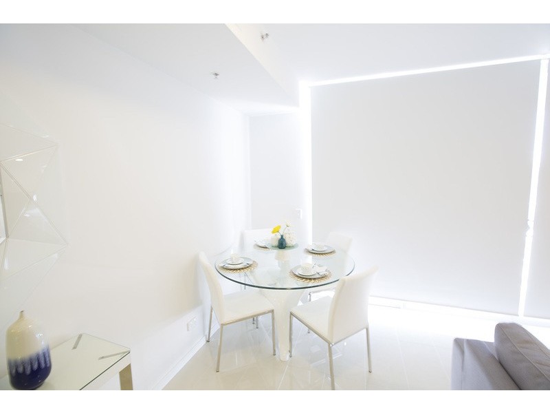 305-805/17 Bath Street, Labrador QLD 4215