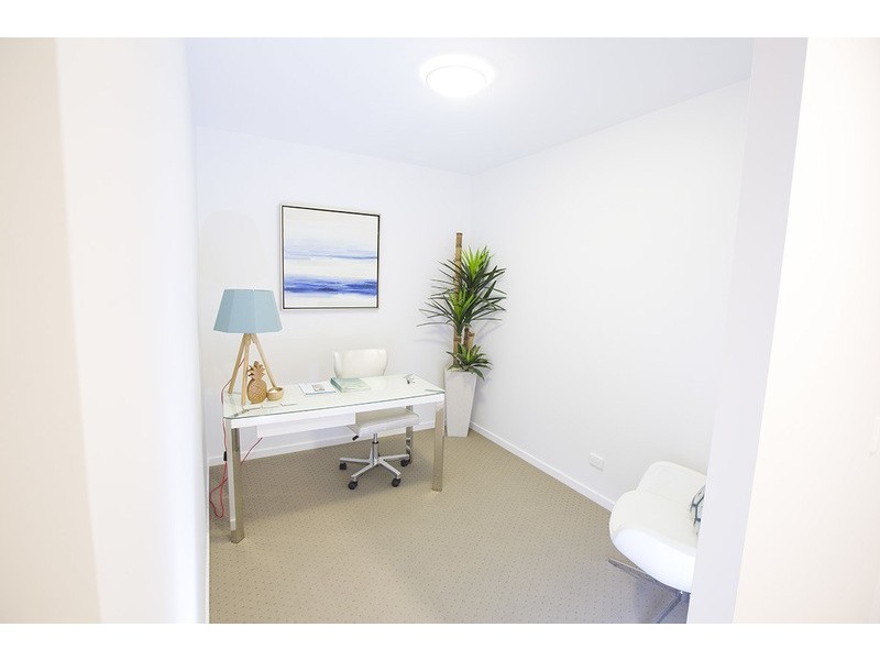 305-805/17 Bath Street, Labrador QLD 4215