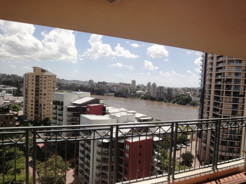 1 GOODWIN STREET, Kangaroo Point QLD 4169