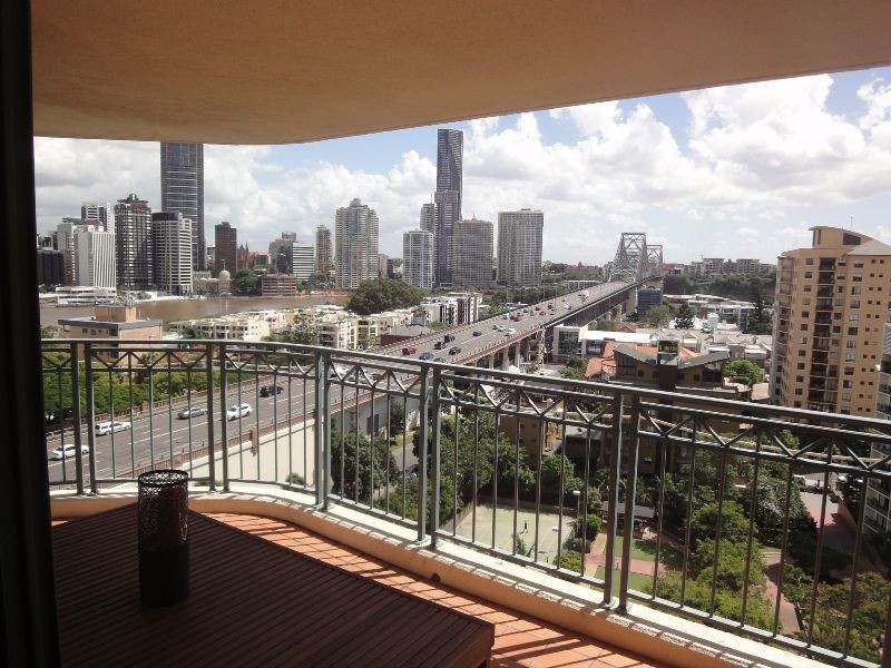 1 GOODWIN STREET, Kangaroo Point QLD 4169