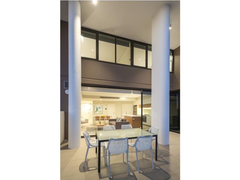 20406/37D  Harbour Road, Hamilton QLD 4007