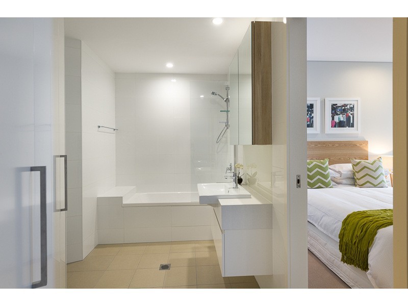 123/37D  Harbour Road, Hamilton QLD 4007