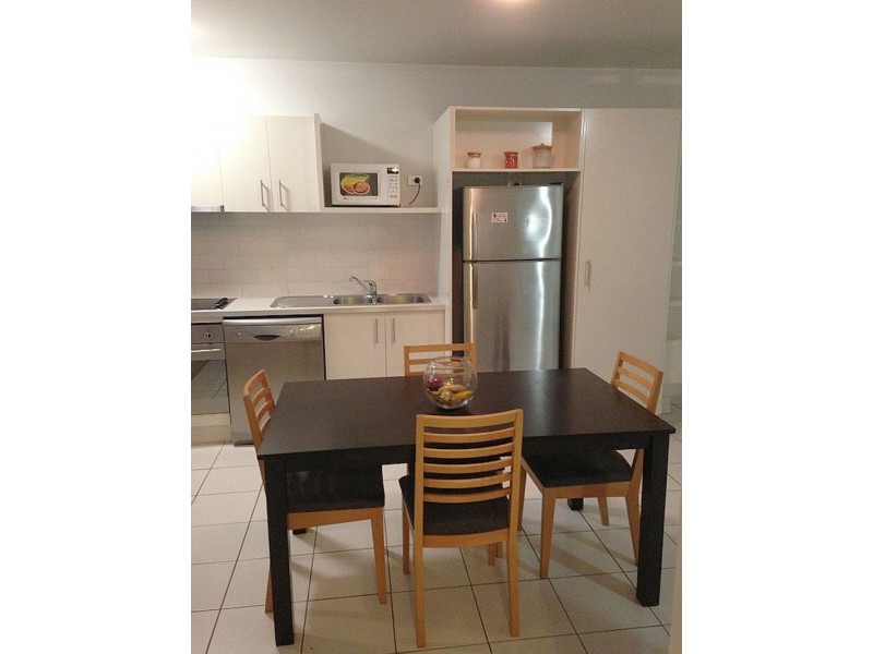 102/30  TANK STREET, Brisbane QLD 4000