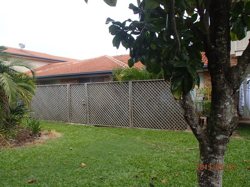 06/11 waterford court, Bundall QLD 4217