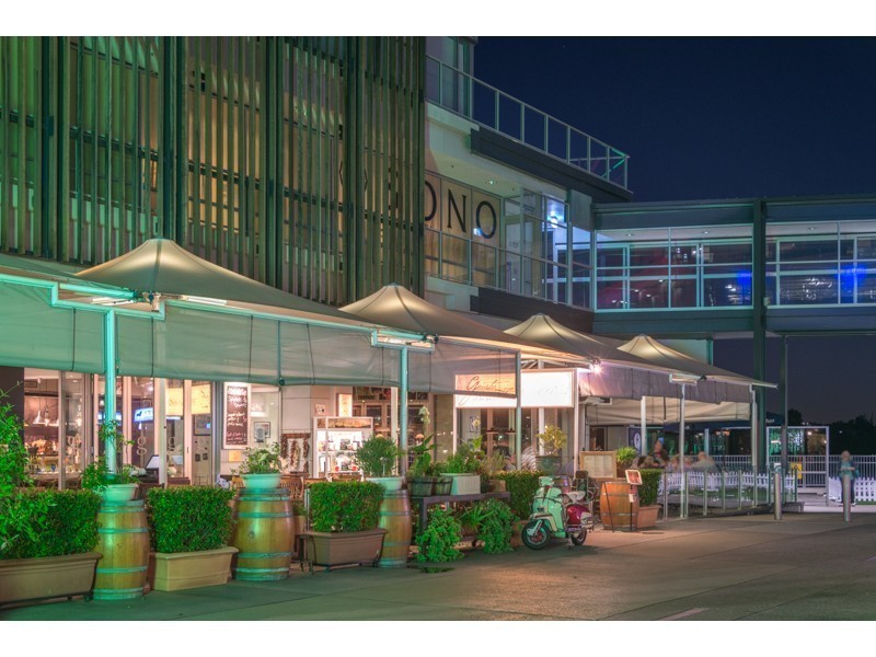 2006/37D  Harbour Road, Hamilton QLD 4007