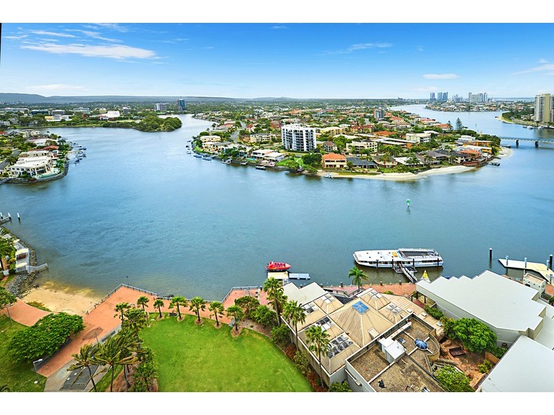 1705/4 WAHROONGA Place, Surfers Paradise QLD 4217