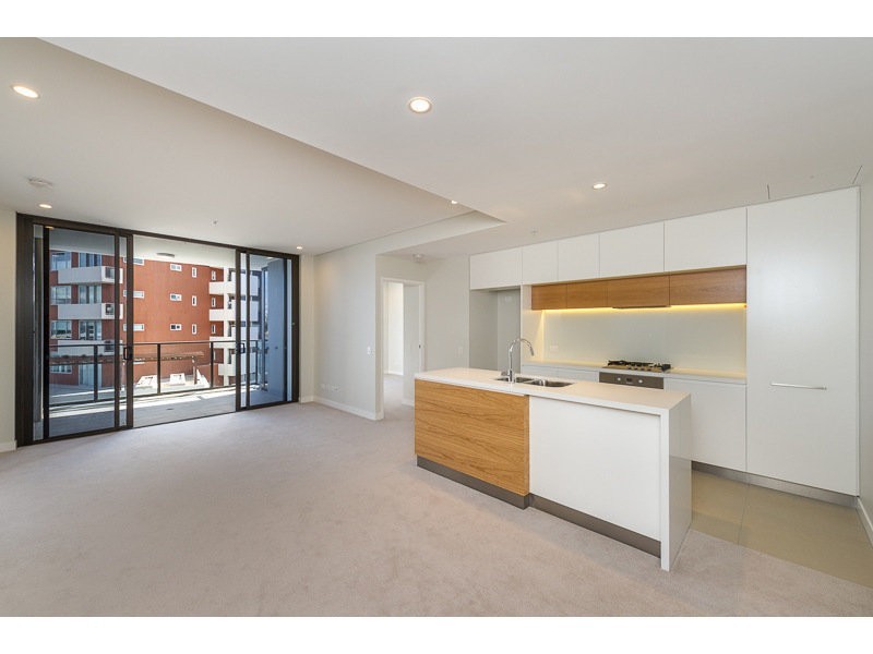 402/37D Harbour Road, Hamilton QLD 4007