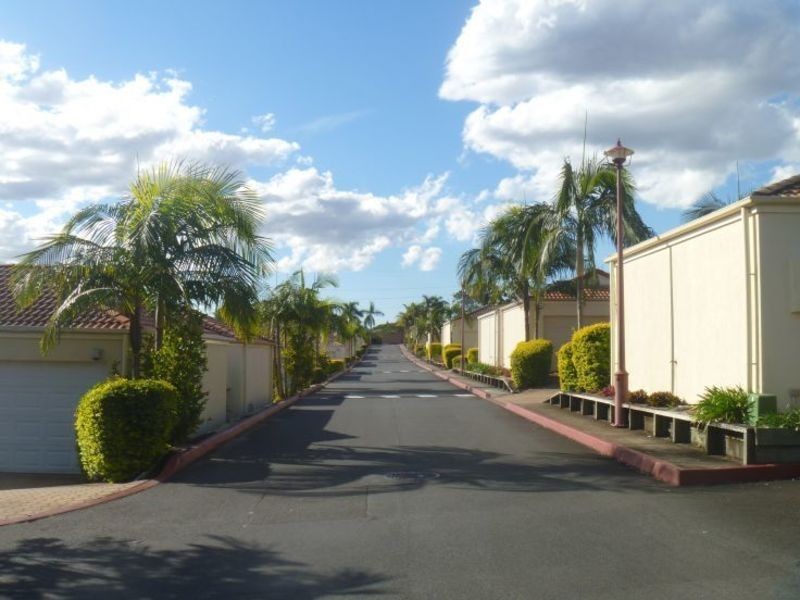 40  Arcadia Street, Eight Mile Plains QLD 4113