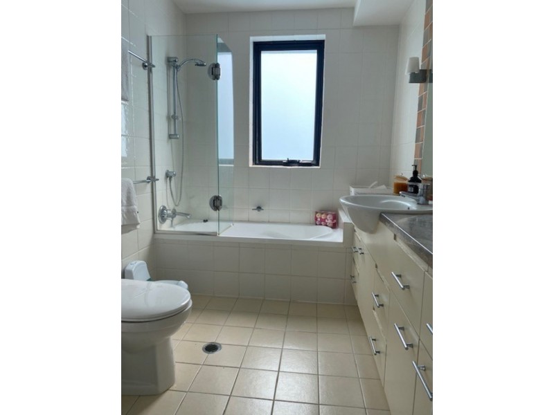 Lancaster Tower/31 Harbour Rd, Hamilton, Hamilton QLD 4007