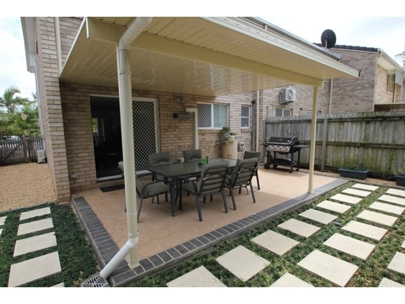 16 Arcadia Street, Eight Mile Plains QLD 4113