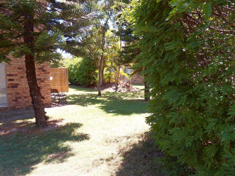 townhouse @ 11 waterford court, Bundall QLD 4217