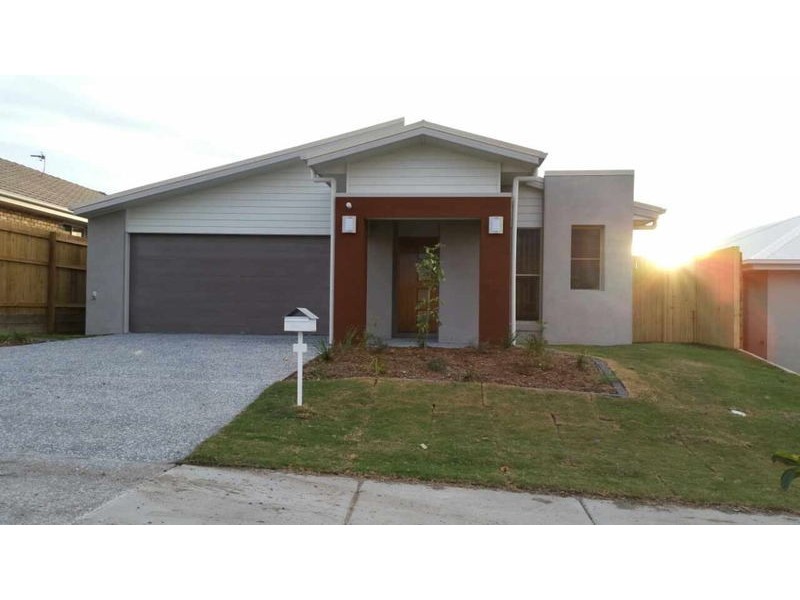 25 John Crescent, Pimpama QLD 4209