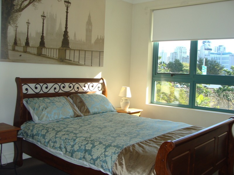 21/1 GOODWIN STREET, Kangaroo Point QLD 4169