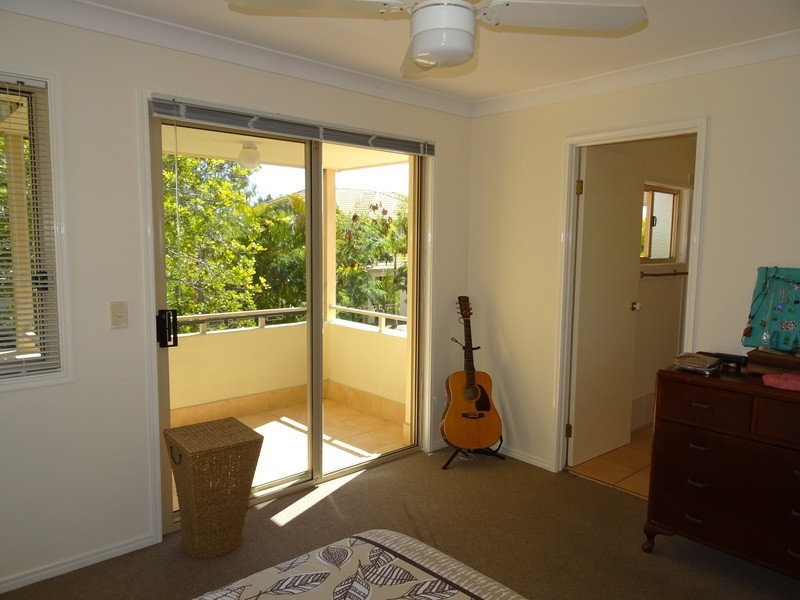 19 Harrow Place, Arundel QLD 4214