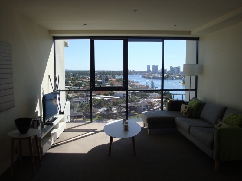 4 WAHROONGA PLACE, Surfers Paradise QLD 4217