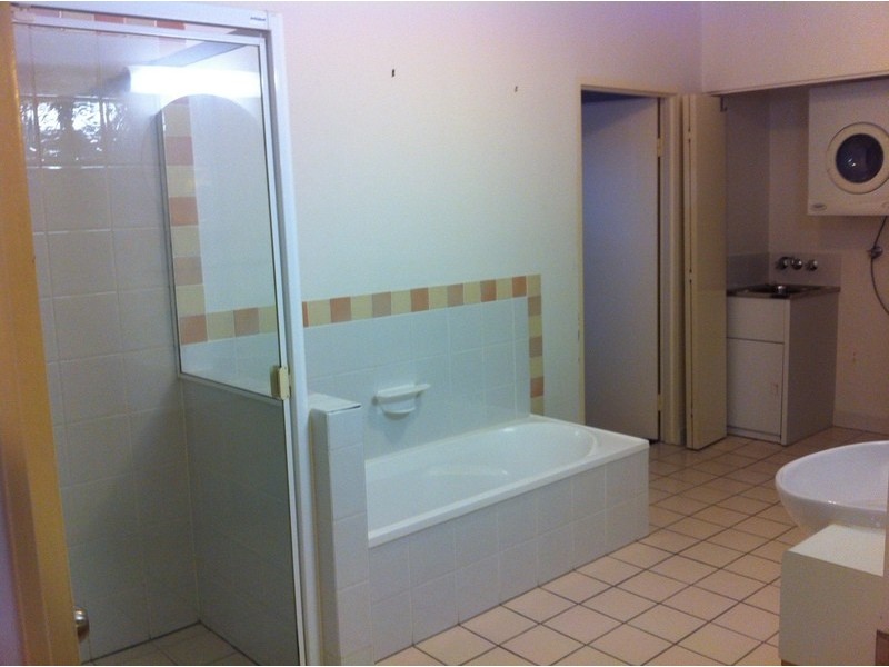 56 Chermside St, Teneriffe QLD 4005