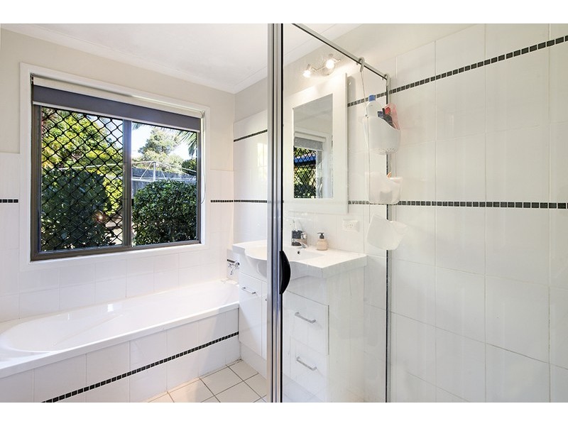 3 St Helena Court, Cleveland QLD 4163