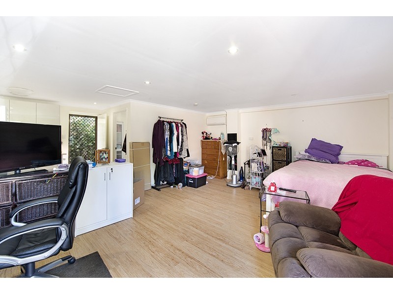 3 St Helena Court, Cleveland QLD 4163