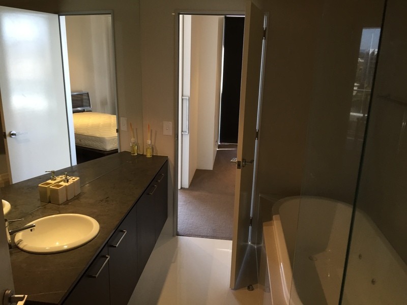 703/4 WAHROONGA Place, Surfers Paradise QLD 4217