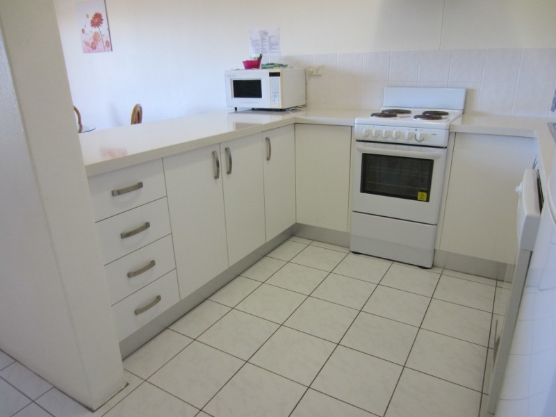 191 mcleod street, Cairns North QLD 4870