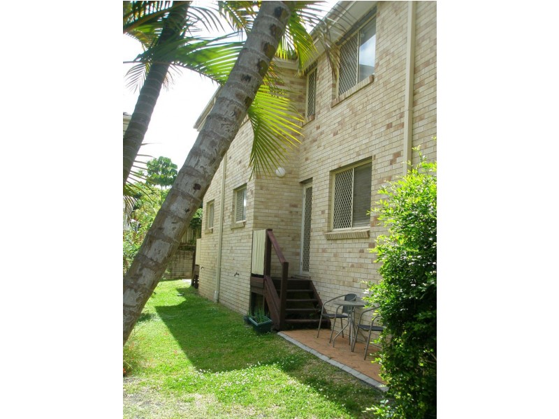 Unit 18/57 Worendo Street, Southport QLD 4215