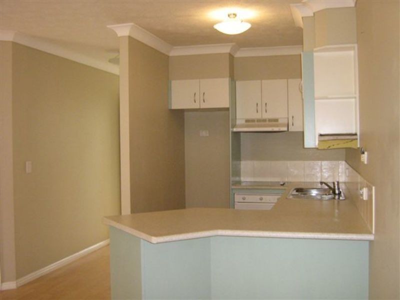 Unit 18/57 Worendo Street, Southport QLD 4215