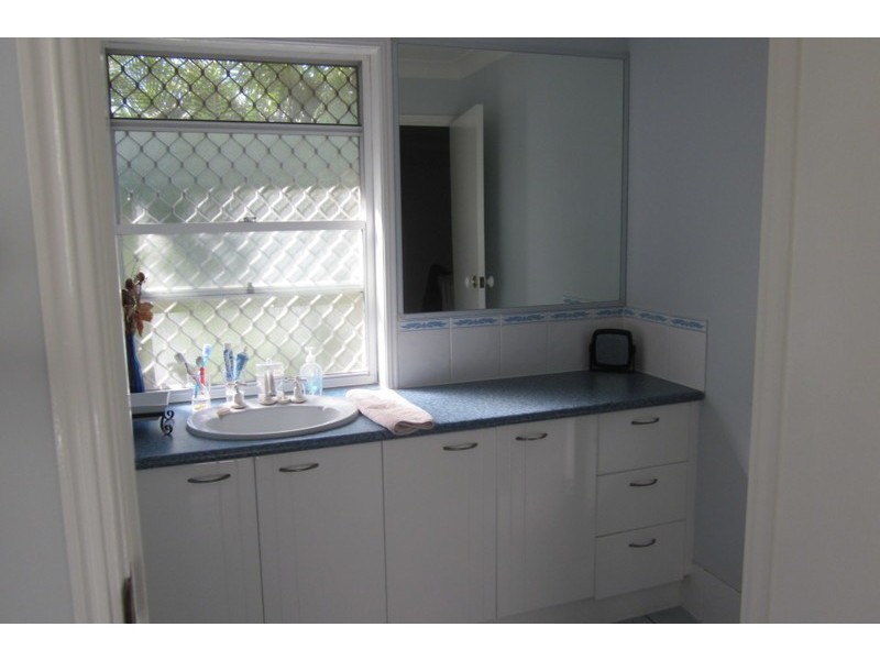 16 Arcadia Street, Eight Mile Plains QLD 4113